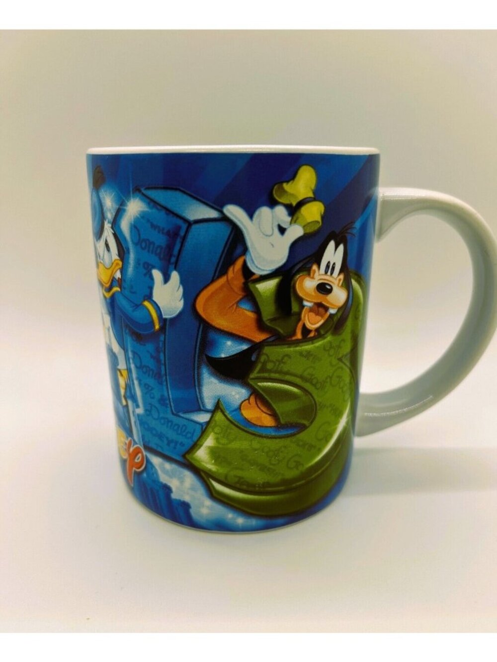 Disney Jerry Leigh 2014 Mickey Mouse Donald Duck Goofy Pluto Blue Coffee Mug